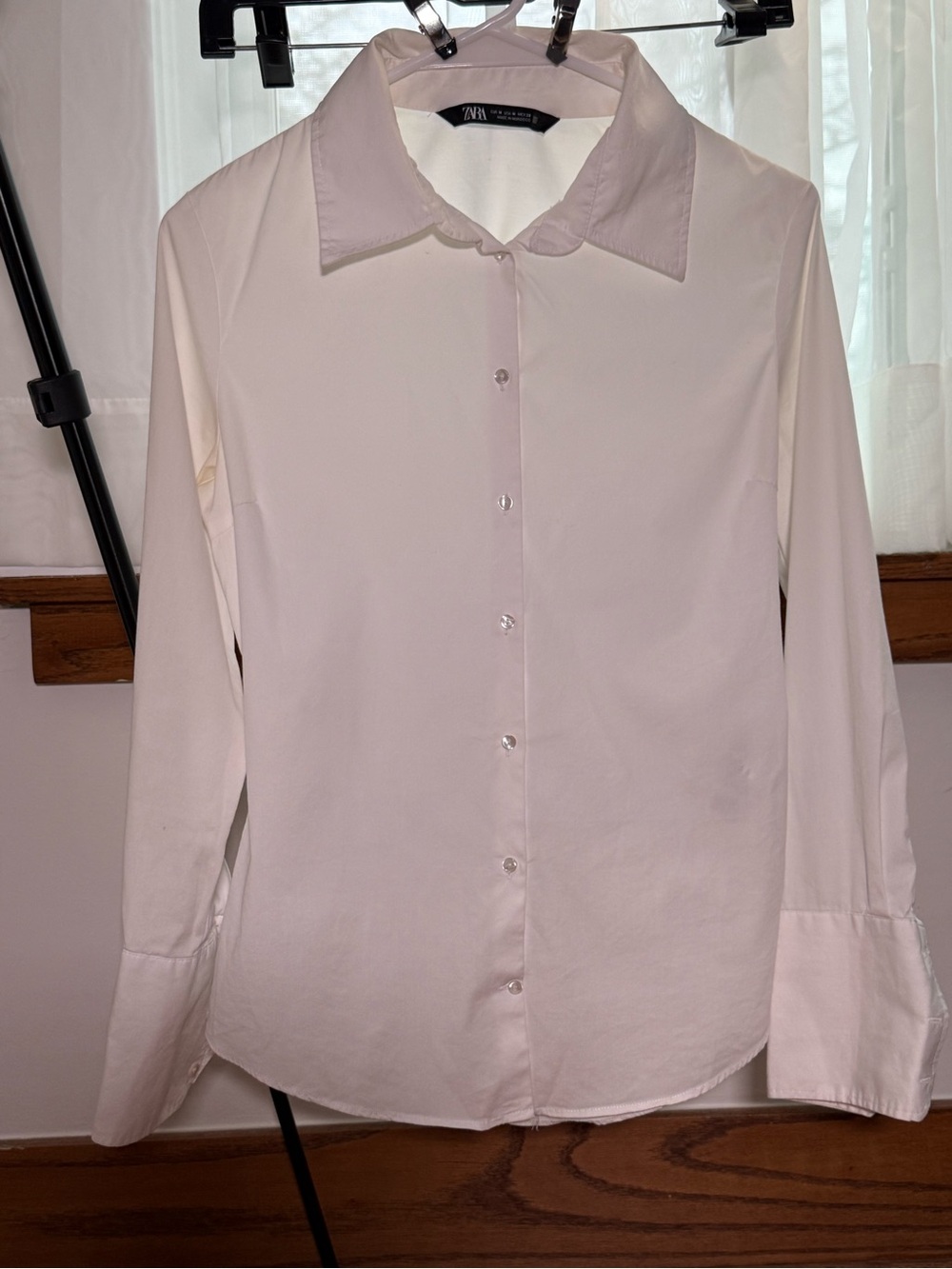 Zara White Long Sleeve White Button-Down Shirt